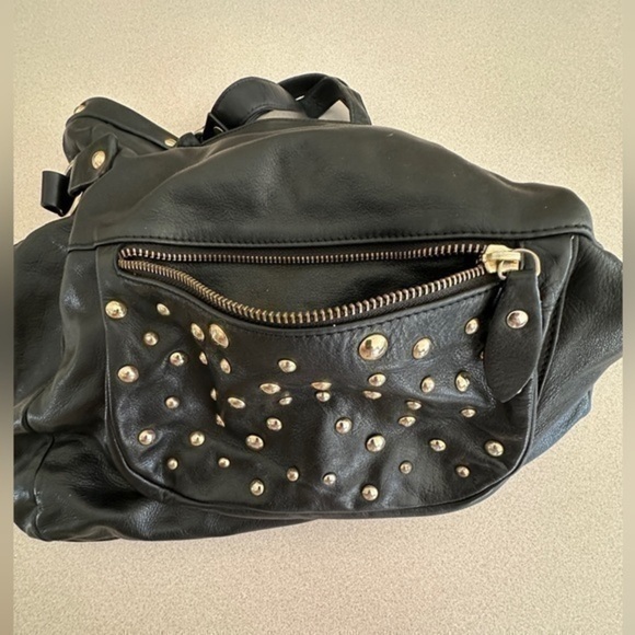 Carol J for Gianni Notaro Large Genuine Leather Shoulder Bag with Gold Studs - Picture 4 of 11